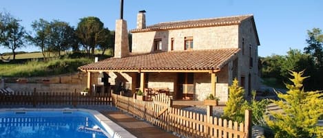 Casa Joana Pou - a great and wellsituated home