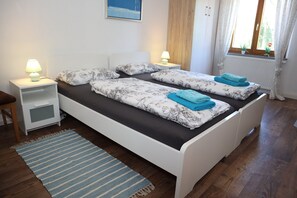 Zimmer1 mit Doppelbett