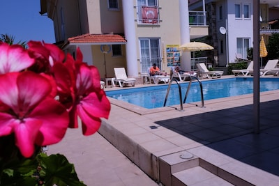 Karaca Apartments Hotel