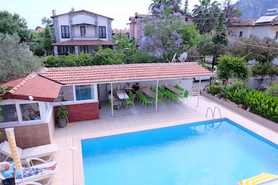 Karaca Apartments Hotel