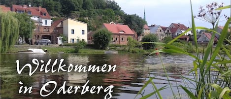 die Wasser Ansicht von Oderberg, in der Nähe