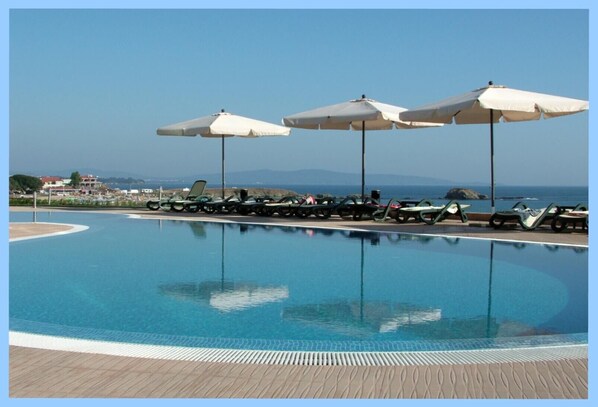 Your pool is directly above the beach