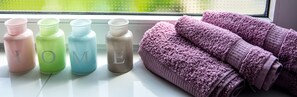 Bathroom amenities