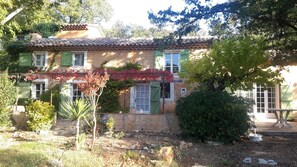 Vieux mas façade Sud