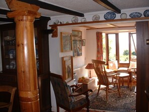 George house view of interior