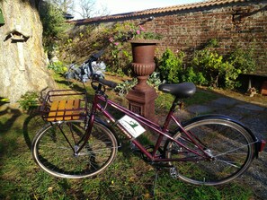 hauseigenes "Forsthof-Fahrrad" zum Brötchen holen (kostenfrei)