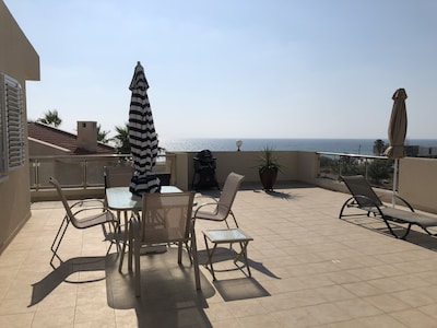 Spacious Balcony, Outside Table, Chairs, Umbrellas, VIEWS!