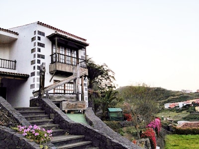 A dream for hikers - B&B Finca Los Geranios with pool for up to 16 people