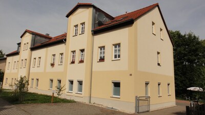 1-4 Personen wohnen in einer außergewöhnlichen Ferienwohnung in Oelsnitz/Erzg. 