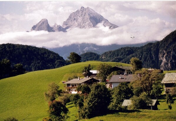 Haus mit Watzmann