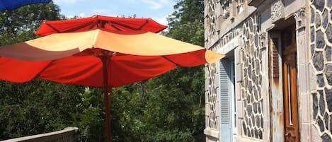 La Terrasse 80 m2 plein sud, vers l'Ouest