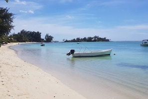 Plage à 1 039 m - Beach at 1 039 m