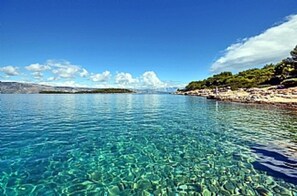 crystal sea Vrboska