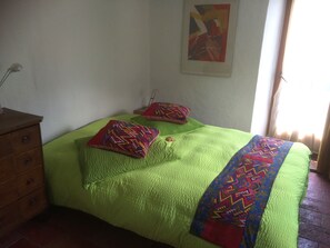 Schlafzimmer der PANORAMICA-Apartment, der CÀ LEÒN - CASA LEONE in Breno