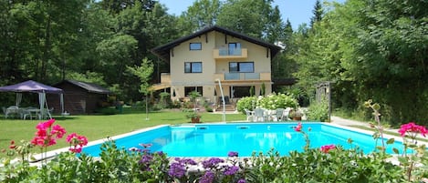 Haus am Wald  mit Pool 