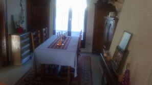 Dining Corner for 6 People