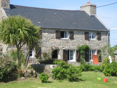 Stone house in an idyllic seaside village - endless walks on the sea - Golf  