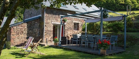 Jardin et terrasse de la Grande Ourse