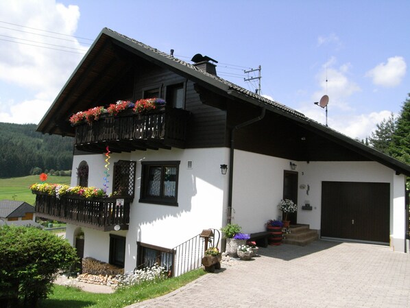 Haus Ursel 
-Ihr Ferienzuhause-