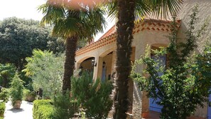 Villa " Le Soleil De Montolieu"