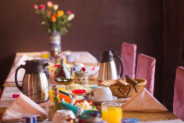 Breakfast meal