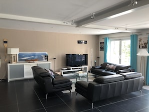 Salon