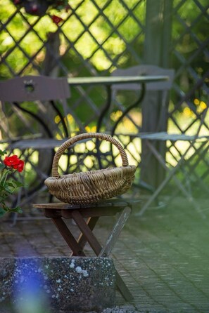 Terrasse du gîte Cassiopée, la Maison des Etoiles