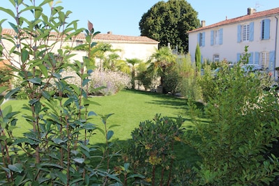 A 20 km de la Rochelle grand gîte de 160 m2 - 6 personnes