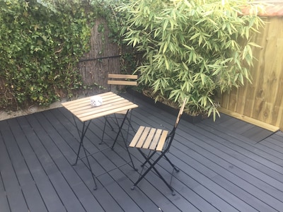 Appartement au calme avec terrasse 