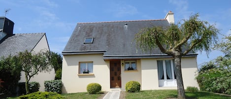 maison vue de devant