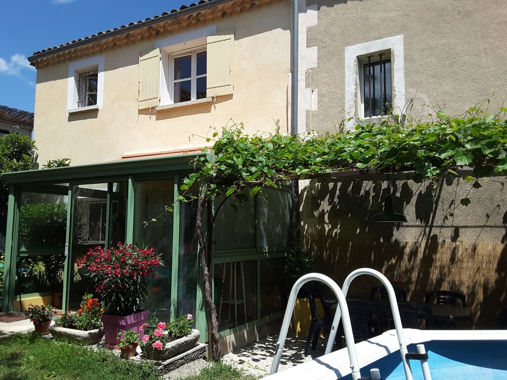 Charmantes Haus im Luberon, umzäunter Garten SaintMartindeCastillon