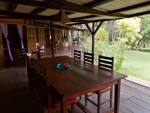 Outdoor dining
