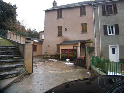 Maison de 110 m2 sur 2 niveaux.