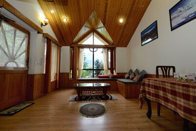 Shoran in Treetops Cottage - Standalone Bungalow