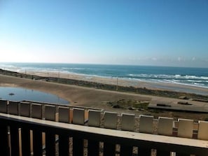 Pleine vue sur l'Océan depuis le balcon