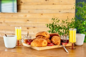 Breakfast meal