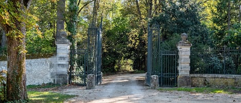 Enceinte de l’hébergement