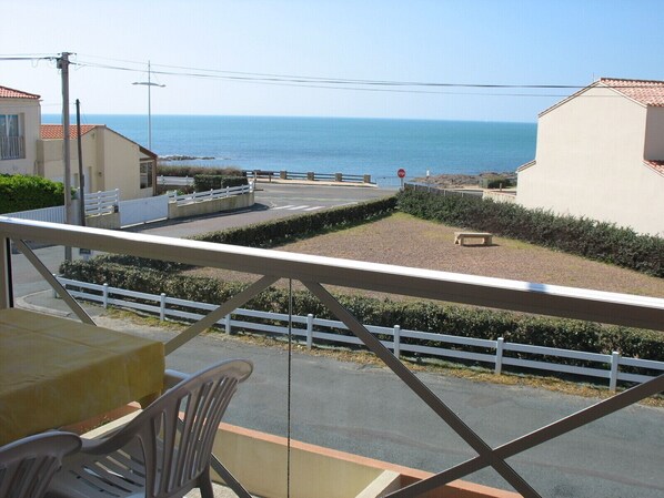 Le balcon