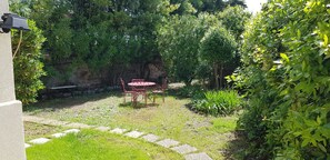 Jardin derrière la maison