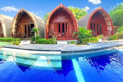 3 Deluxe Room, Sweet Bungalow Near Gili T Beach