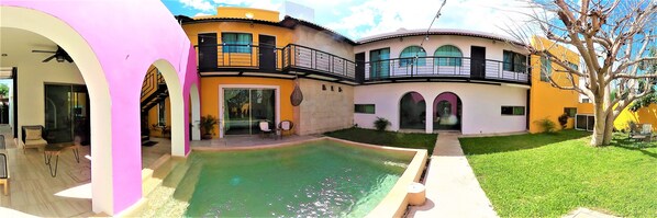 Pool