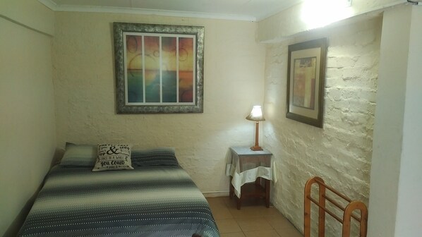 Unit 4 at isiKhoma Khoma - this is in Hilton, with internet, DsTV, kitchen etc