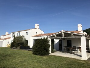 Extérieur