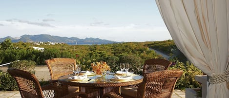 Dining with a view of St. Maarten.