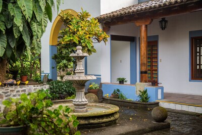 Hermosa casa en la encantadora ciudad de Cofradia