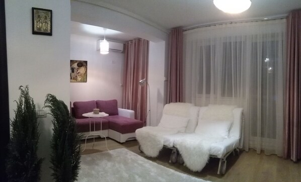 Lovely modern studio , fully  and new furnished with everything you need