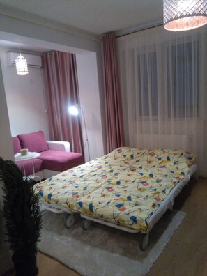 Lovely modern studio , fully  and new furnished with everything you need