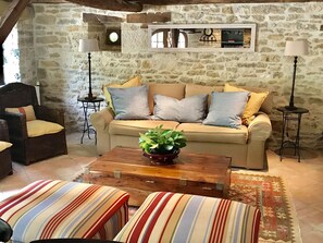 Sitting Room
42 sq. m
