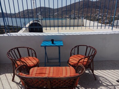 Room 3 - Grandma Vasiliki Rooms To Let