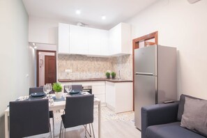Living room 02